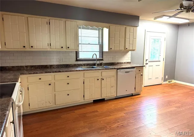 Photo 4 of Single family home for sale at 116 Terrace Dr, Sikeston, MO 63801 | MLS# MIS26060944 | Listing updated on 2026-09-21