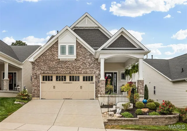 Photo 1 of Single family home for sale at 17028 Fire Glow Dr, Wildwood, MO 63011 | MLS# MIS26060948 | Listing updated on 2026-10-07
