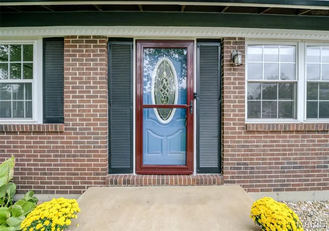 Photo 2 of Single family home for sale at 3215 Janton Ln, Saint Charles, MO 63301 | MLS# MIS26060956 | Listing updated on 2026-09-23