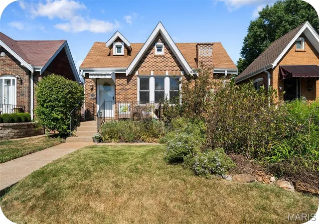 Single family home for sale at 4063 Haven St, Saint Louis, MO 63116 | MLS# MIS26060967