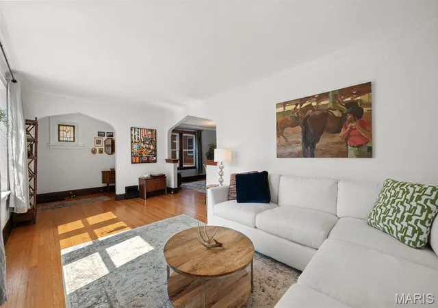 Photo 4 of Single family home for sale at 4063 Haven St, Saint Louis, MO 63116 | MLS# MIS26060967 | Listing updated on 2026-09-23