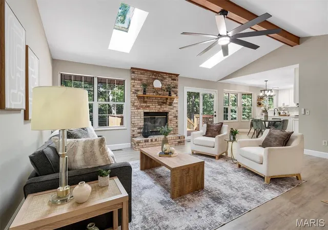 Photo 3 of Sale Pending at 4731 Mcilroy Dr, Saint Louis, MO 63128 | MLS# MIS26060973 | Listing updated on 2026-10-06