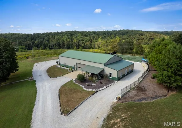Photo 1 of Single family home for sale at 1626 Pcr 730, Perryville, MO 63775 | MLS# MIS26060975 | Listing updated on 2026-09-30