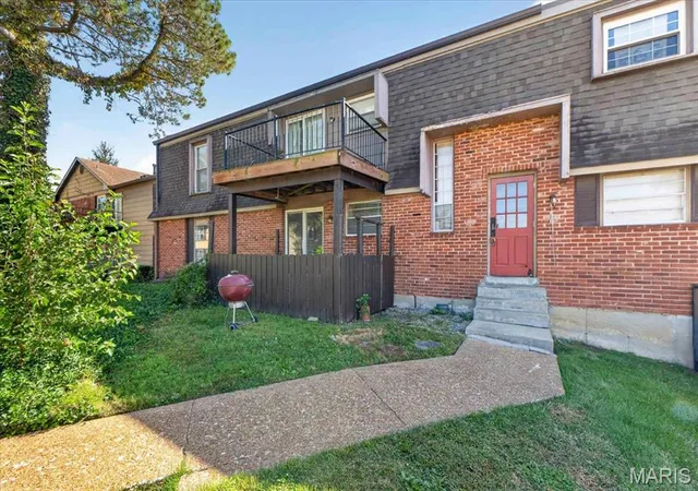 Photo 1 of Condo for sale at 6683 Parker Rd #B, Florissant, MO 63033 | MLS# MIS26060977 | Listing updated on 2026-10-01