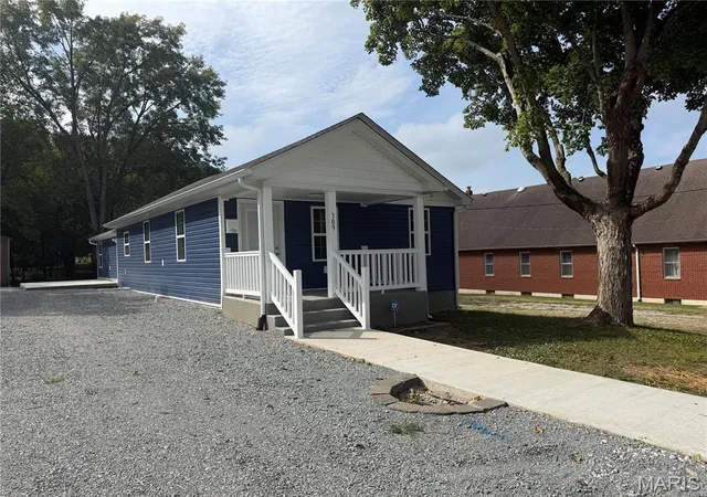 Photo 1 of Single family home for sale at 309 Franklin St, Fredericktown, MO 63645 | MLS# MIS26060978 | Listing updated on 2026-09-21