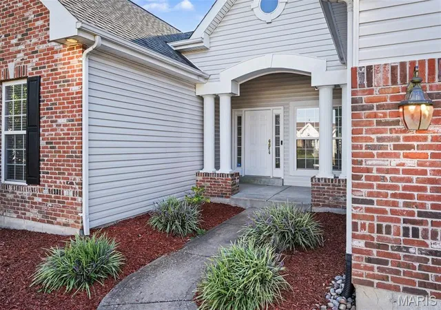 Photo 1 of Single family home for sale at 1469 Hawkins Meadow Dr, Fenton, MO 63026 | MLS# MIS26060981 | Listing updated on 2026-10-08