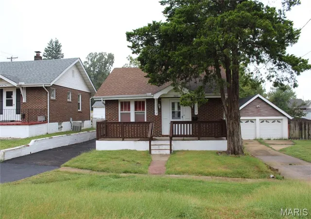Single family home for sale at 3603 Eminence Blvd, Saint Louis, MO 63114 | MLS# MIS26060984