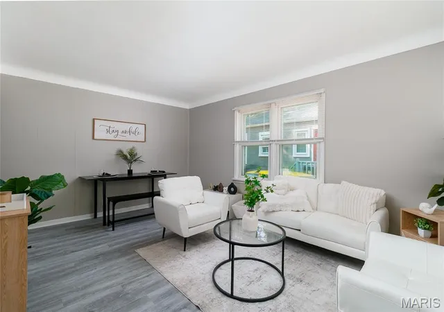 Photo 1 of Single family home for sale at 609 Belmont Pl, Saint Louis, MO 63135 | MLS# MIS26060989 | Listing updated on 2026-09-22