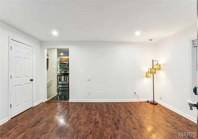 Photo 4 of Sale Pending at 436 Meacham St, Saint Louis, MO 63122 | MLS# MIS26060991 | Listing updated on 2026-10-03