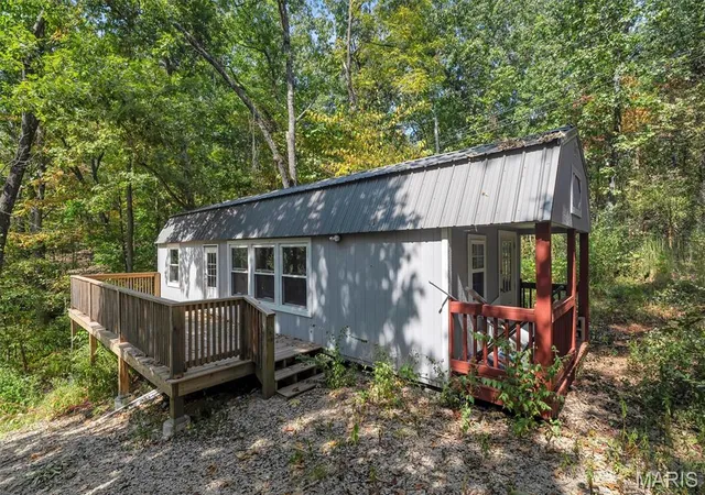 Photo 3 of Single family home for sale at 2137 N Lake View Dr, Bonne Terre, MO 63628 | MLS# MIS26060996 | Listing updated on 2026-10-02