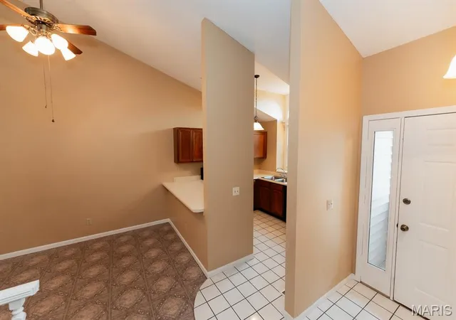 Photo 3 of Townhouse for sale at 4319 Rockspur Ct, Saint Louis, MO 63128 | MLS# MIS26061001 | Listing updated on 2026-10-07