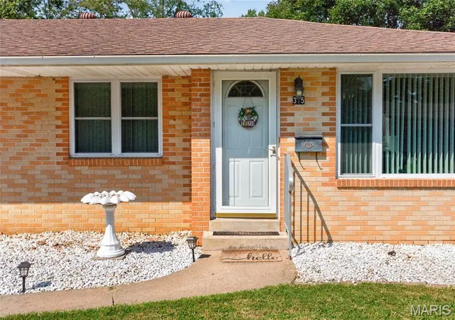 Photo 3 of Single family home for sale at 315 Morgan St, Jackson, MO 63755 | MLS# MIS26061003 | Listing updated on 2026-09-21