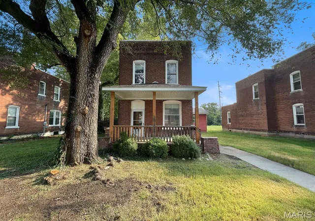 Photo 1 of Single family home for sale at 2007 W A St, Belleville, IL 62226 | MLS# MIS26061006 | Listing updated on 2026-09-21