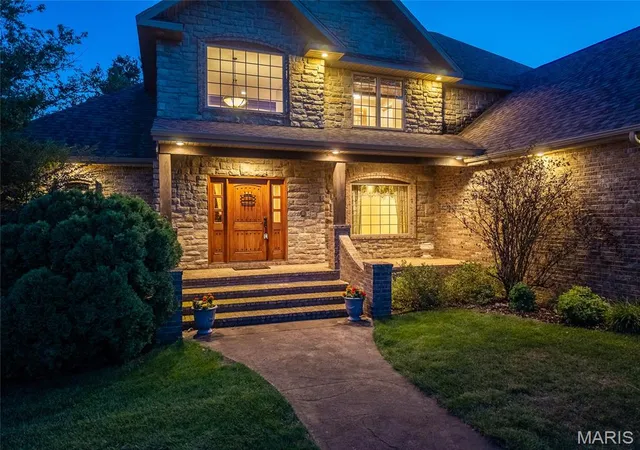 Photo 2 of Single family home for sale at 2529 Copperwood Dr, Lebanon, MO 65536 | MLS# MIS26061007 | Listing updated on 2026-09-24
