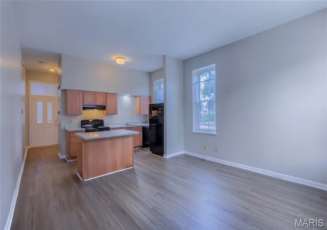 Photo 3 of Multi family home for sale at 1301 Ann Ave, Saint Louis, MO 63104 | MLS# MIS26061012 | Listing updated on 2026-09-21