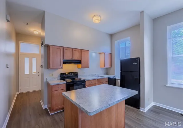 Photo 4 of Multi family home for sale at 1301 Ann Ave, Saint Louis, MO 63104 | MLS# MIS26061012 | Listing updated on 2026-09-21
