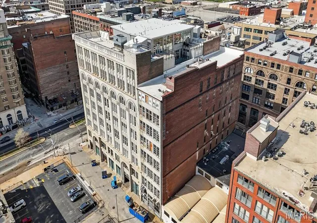 Photo 1 of Condo for sale at 1136 Washington Ave #201, Saint Louis, MO 63101 | MLS# MIS26061019 | Listing updated on 2026-10-01