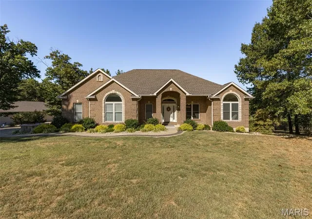 Photo 1 of Single family home for sale at 415 Big River Cir, Bonne Terre, MO 63628 | MLS# MIS26061030 | Listing updated on 2026-10-07