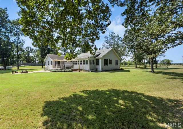 Photo 3 of Sale Pending at 900 County Hwy 505, Benton, MO 63736 | MLS# MIS26061031 | Listing updated on 2026-09-22