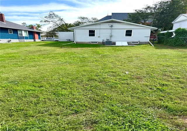 Photo 17 of Single family home for sale at 206 E Church St, Palmyra, MO 63461 | MLS# MIS26061032 | Listing updated on 2026-09-30