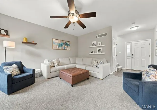 Photo 3 of Single family home for sale at 1680 Coupru Ct, Saint Peters, MO 63376 | MLS# MIS26061034 | Listing updated on 2026-09-25
