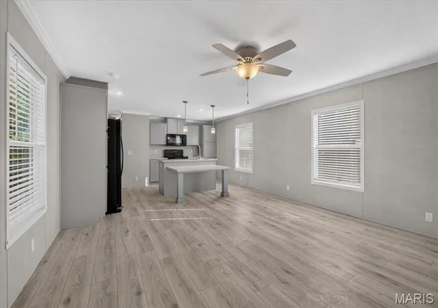 Photo 3 of Manufactured home for sale at 181 Woodland Trails Dr, Collinsville, IL 62234 | MLS# MIS26061037 | Listing updated on 2026-10-07
