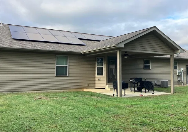 Photo 2 of Single family home for sale at 118 Briarwood Ln, Aviston, IL 62216 | MLS# MIS26061056 | Listing updated on 2026-09-27