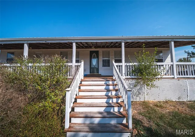 Photo 3 of Sale Pending at 13001 County Rd 7240, Newburg, MO 65550 | MLS# MIS26061066 | Listing updated on 2026-10-06