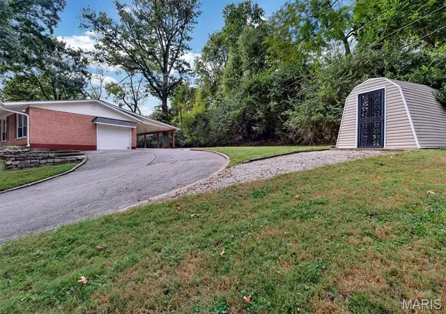 Photo 43 of Single family home for sale at 9 Green Garden Dr, St Ann, MO 63074 | MLS# MIS26061070 | Listing updated on 2026-10-20