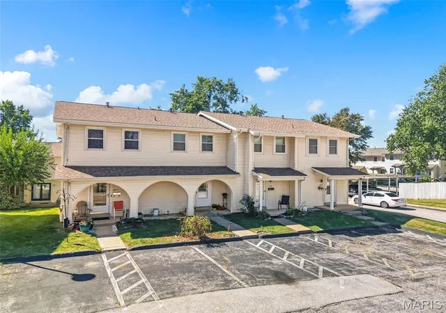 Condo for sale at 2677 Falcons Way #126, Saint Charles, MO 63303 | MLS# MIS26061090