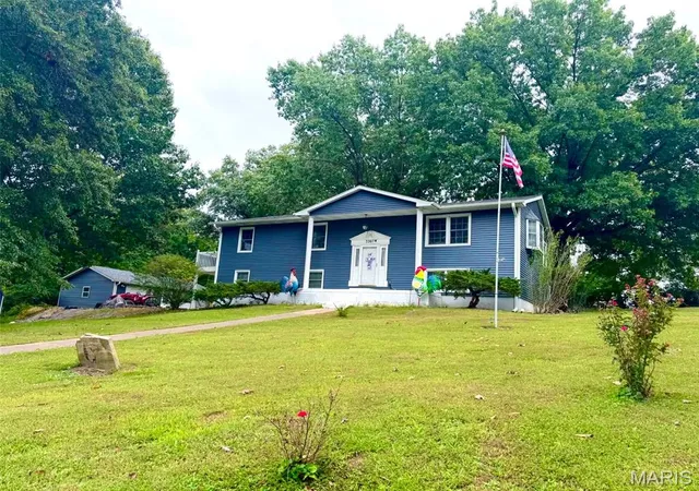 Photo 1 of Single family home for sale at 3307 Hwy Mm, Hannibal, MO 63401 | MLS# MIS26061091 | Listing updated on 2026-10-01