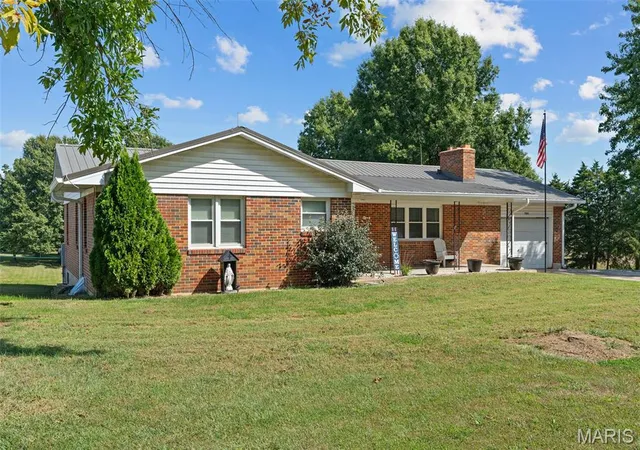 Photo 3 of Single family home for sale at 7055 Hwy Kk, Washington, MO 63090 | MLS# MIS26061099 | Listing updated on 2026-10-06