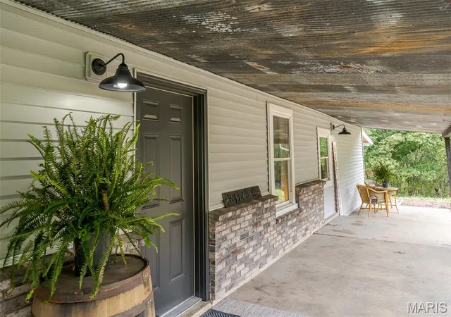 Photo 3 of Single family home for sale at 331 Friendship Ln, New Haven, MO 63068 | MLS# MIS26061104 | Listing updated on 2026-10-06