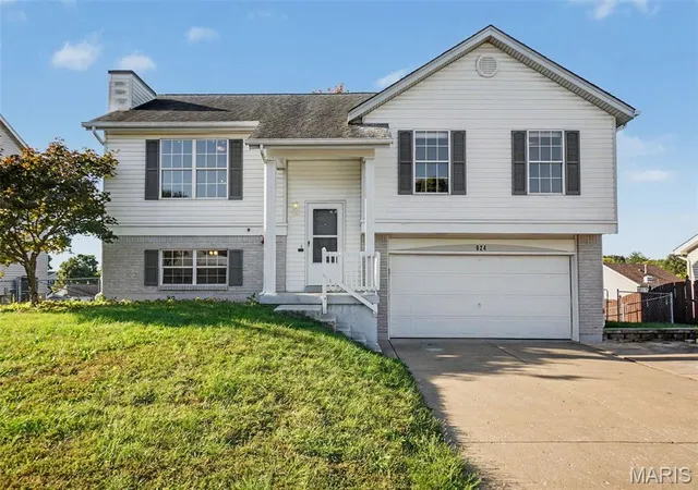 Single family home for sale at 624 Longhorn Dr, O Fallon, MO 63368 | MLS# MIS26061115