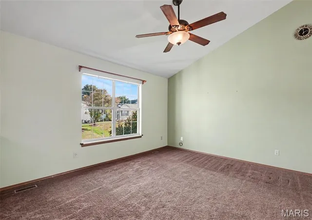 Photo 4 of Single family home for sale at 624 Longhorn Dr, O Fallon, MO 63368 | MLS# MIS26061115 | Listing updated on 2026-10-09