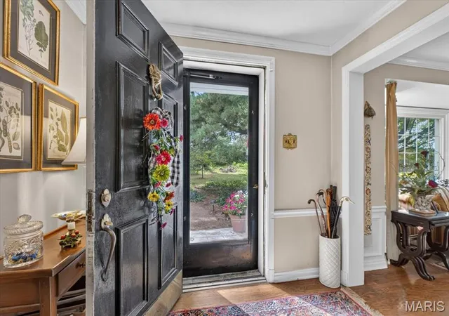 Photo 4 of Single family home for sale at 10099 Litzsinger Rd, Saint Louis, MO 63124 | MLS# MIS26061116 | Listing updated on 2026-10-08