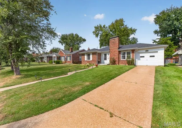 Photo 2 of Single family home for sale at 5455 Winona Ave, Saint Louis, MO 63109 | MLS# MIS26061117 | Listing updated on 2026-09-22