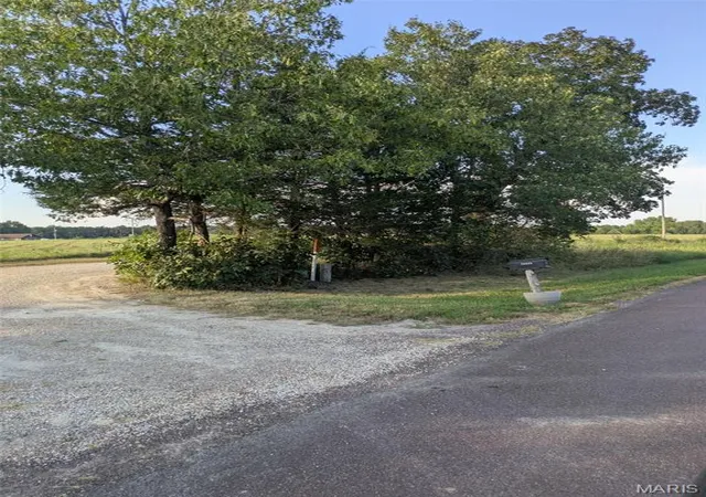 Photo 2 of Single family home for sale at 25625 State Route U, Saint James, MO 65559 | MLS# MIS26061121 | Listing updated on 2026-09-29