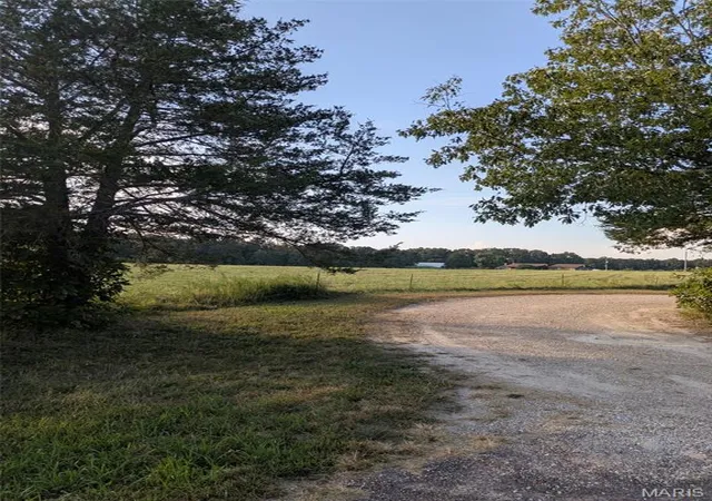 Photo 3 of Single family home for sale at 25625 State Route U, Saint James, MO 65559 | MLS# MIS26061121 | Listing updated on 2026-09-29