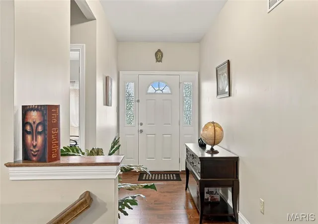 Photo 2 of Condo for sale at 133 Lindbergh Pl Way, Saint Louis, MO 63146 | MLS# MIS26061133 | Listing updated on 2026-10-05