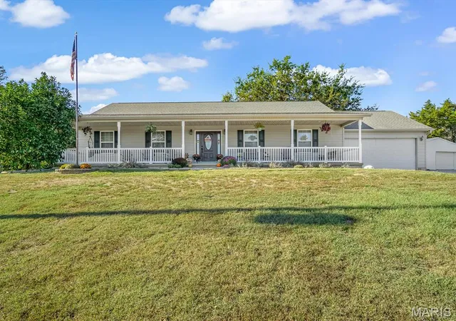 Photo 3 of Single family home for sale at 7315 Roscow Holw Rd, Prairie Du Rocher, IL 62277 | MLS# MIS26061134 | Listing updated on 2026-10-21