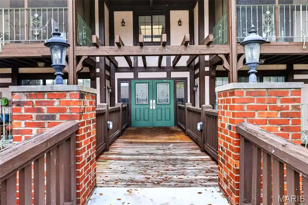 Listing Photo 1 - Condo for sale in 1440 Heritage Lndg located at 1440 Heritage Lndg, St. Charles, MO 63303 - Unit #304