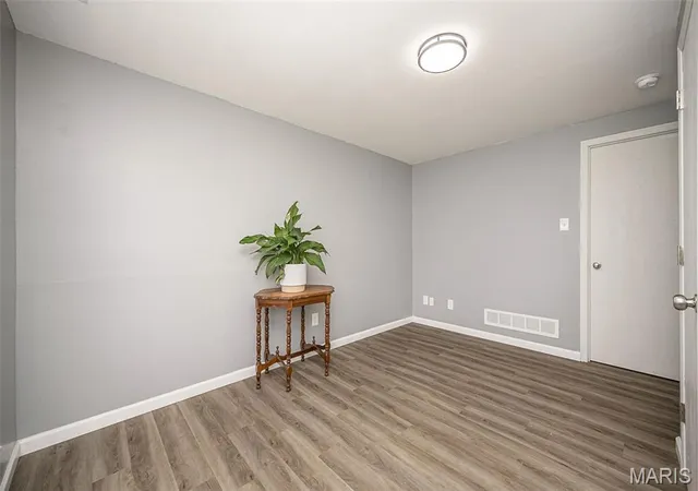 Photo 3 of Single family home for sale at 1787 Fairfax Dr, Barnhart, MO 63012 | MLS# MIS26061154 | Listing updated on 2026-09-25