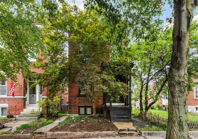Photo 1 of Single family home for sale at 4402 Arco Ave, Saint Louis, MO 63110 | MLS# MIS26061159 | Listing updated on 2026-09-22