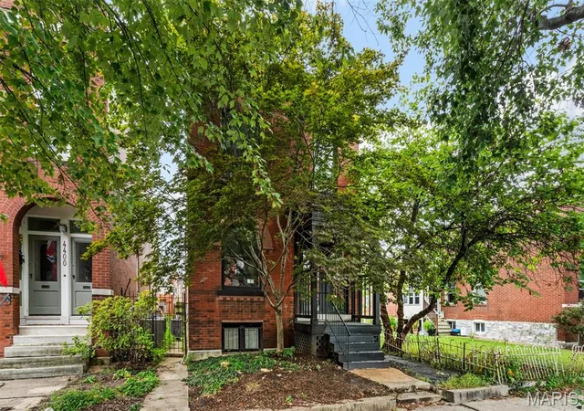 Photo 2 of Single family home for sale at 4402 Arco Ave, Saint Louis, MO 63110 | MLS# MIS26061159 | Listing updated on 2026-09-22