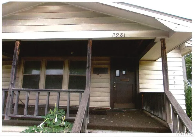 Photo 2 of Single family home for sale at 2981 Madison Ave, Granite City, IL 62040 | MLS# MIS26061162 | Listing updated on 2026-10-02