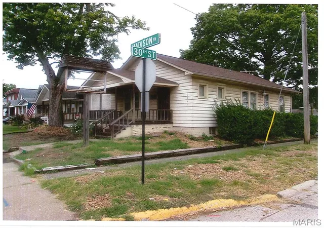 Photo 3 of Single family home for sale at 2981 Madison Ave, Granite City, IL 62040 | MLS# MIS26061162 | Listing updated on 2026-10-02
