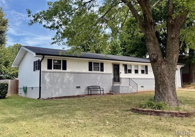 Photo 2 of Single family home for sale at 604 Boucher St, Dexter, MO 63841 | MLS# MIS26061171 | Listing updated on 2026-10-06