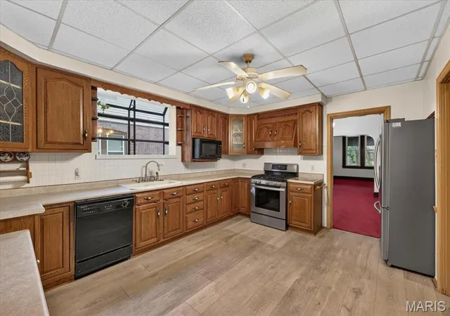 Photo 4 of Single family home for sale at 604 Sycamore St, Belleville, IL 62220 | MLS# MIS26061172 | Listing updated on 2026-10-01