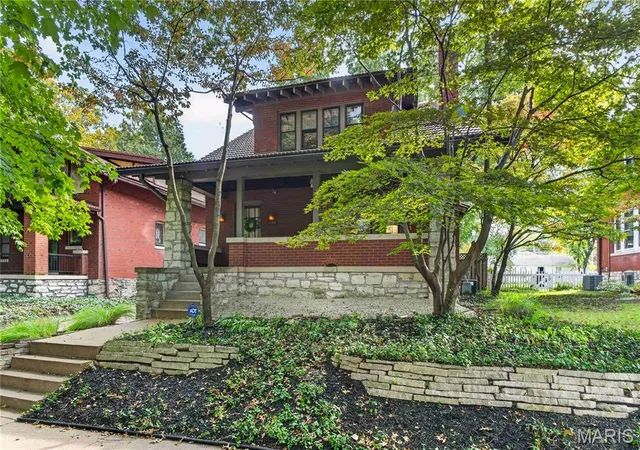 Photo 2 of Single family home for sale at 4508 Tower Grv Pl, Saint Louis, MO 63110 | MLS# MIS26061173 | Listing updated on 2026-10-08